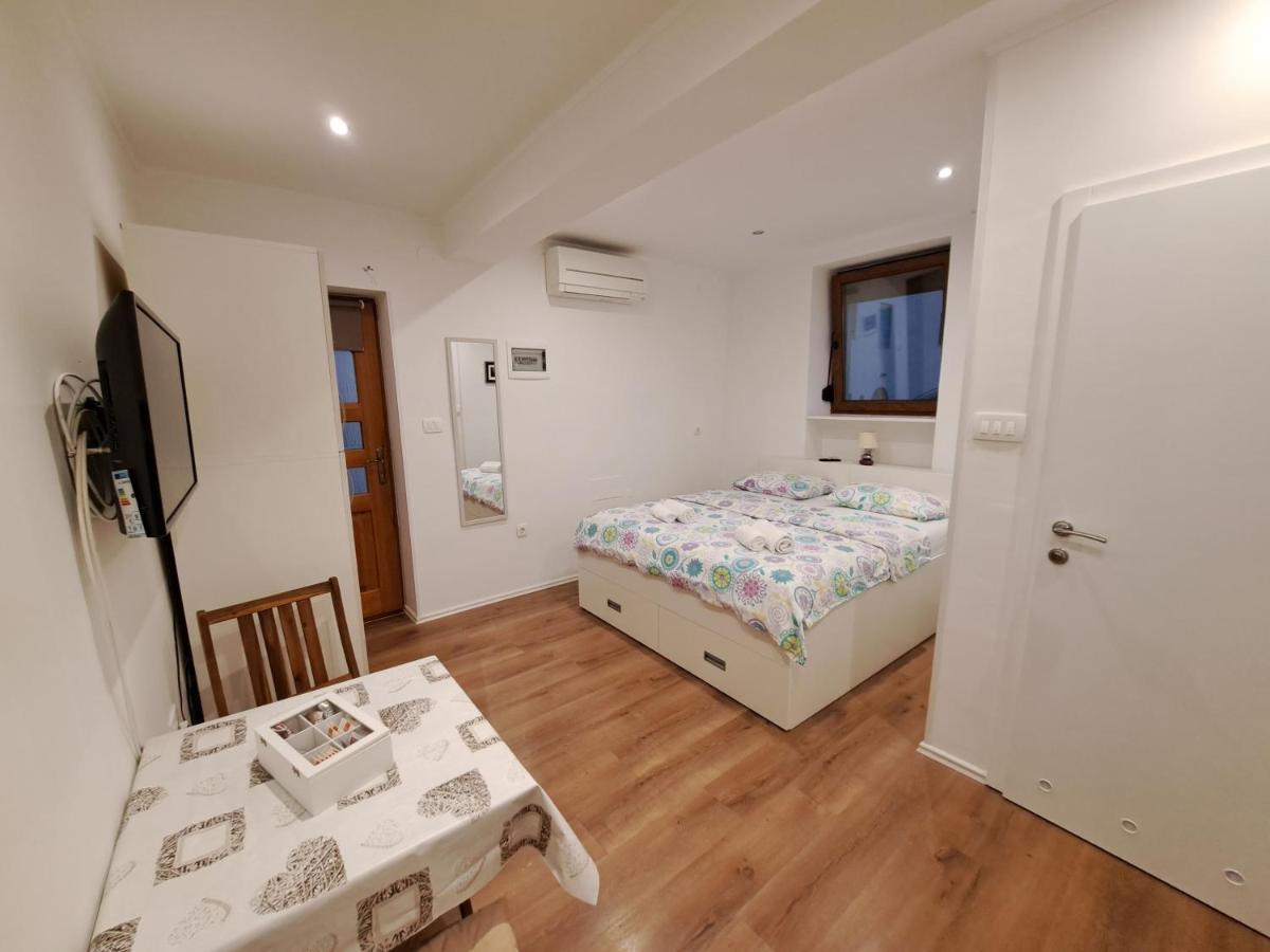 Meressa Nina&Leo Studio Apartments Novigrad Istria Εξωτερικό φωτογραφία