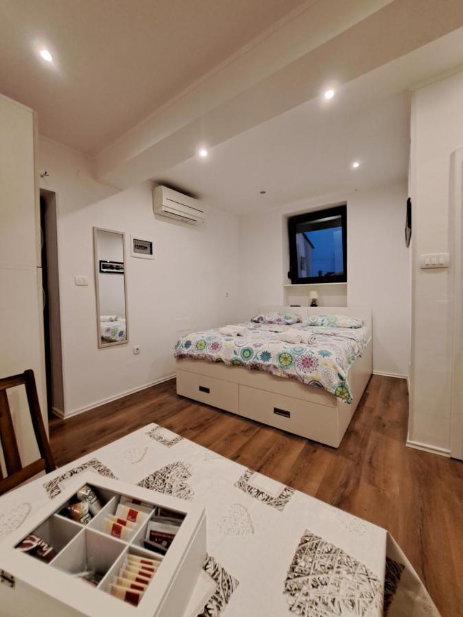 Meressa Nina&Leo Studio Apartments Novigrad Istria Εξωτερικό φωτογραφία